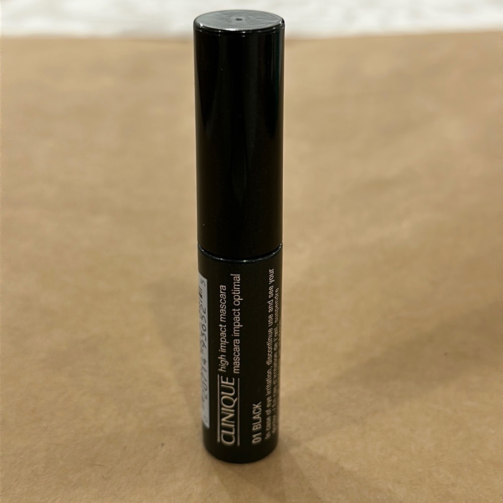 CLINIQUE hich impact -mascara...
mascara impact optimal